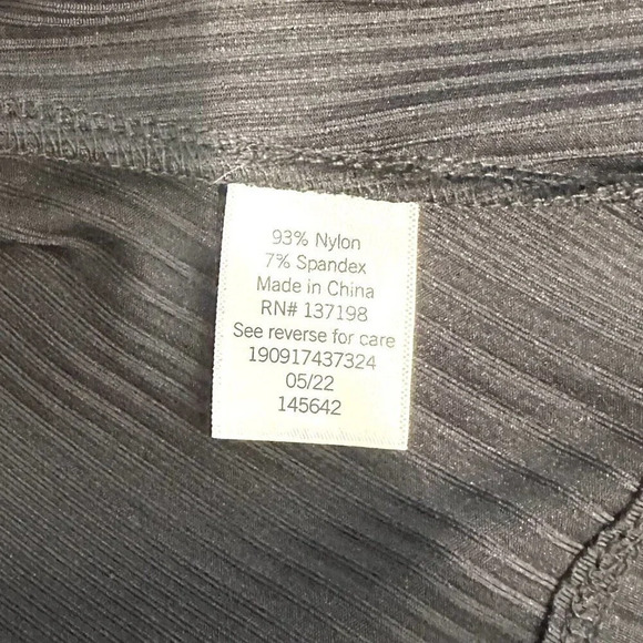 NWT INTEMPO Women Sleeveless Pullover Mock Neck Ribbed Keyhole Black Shirt Sz 2X - Picture 14 of 15